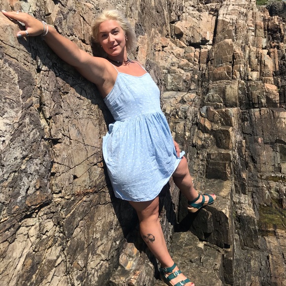 Meet your Posher, Carrie - Picture 10 of 16